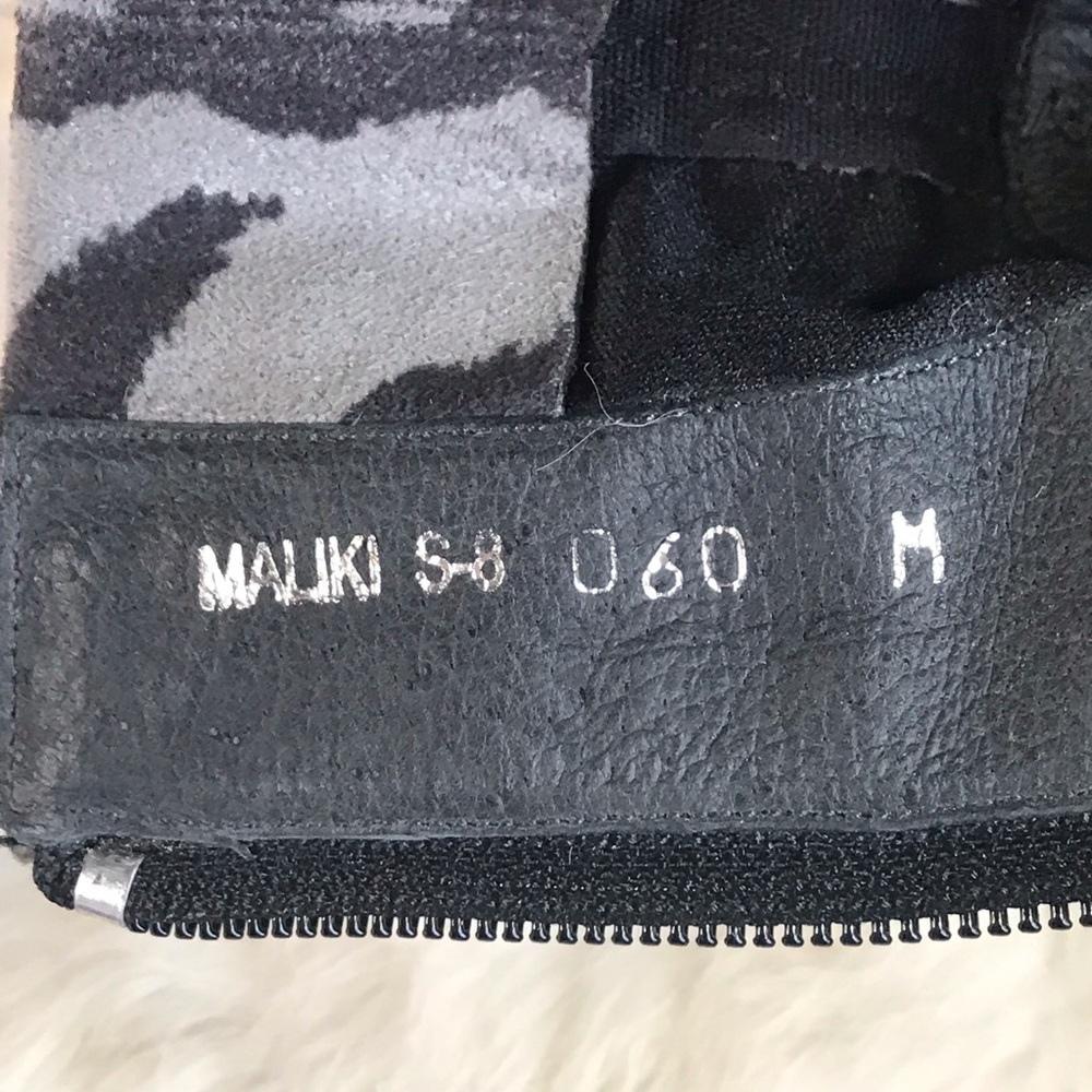 Donald Pliner Maliki Zebra Print Leather Heeled Boots Booties 6 M - Picture 11 of 12